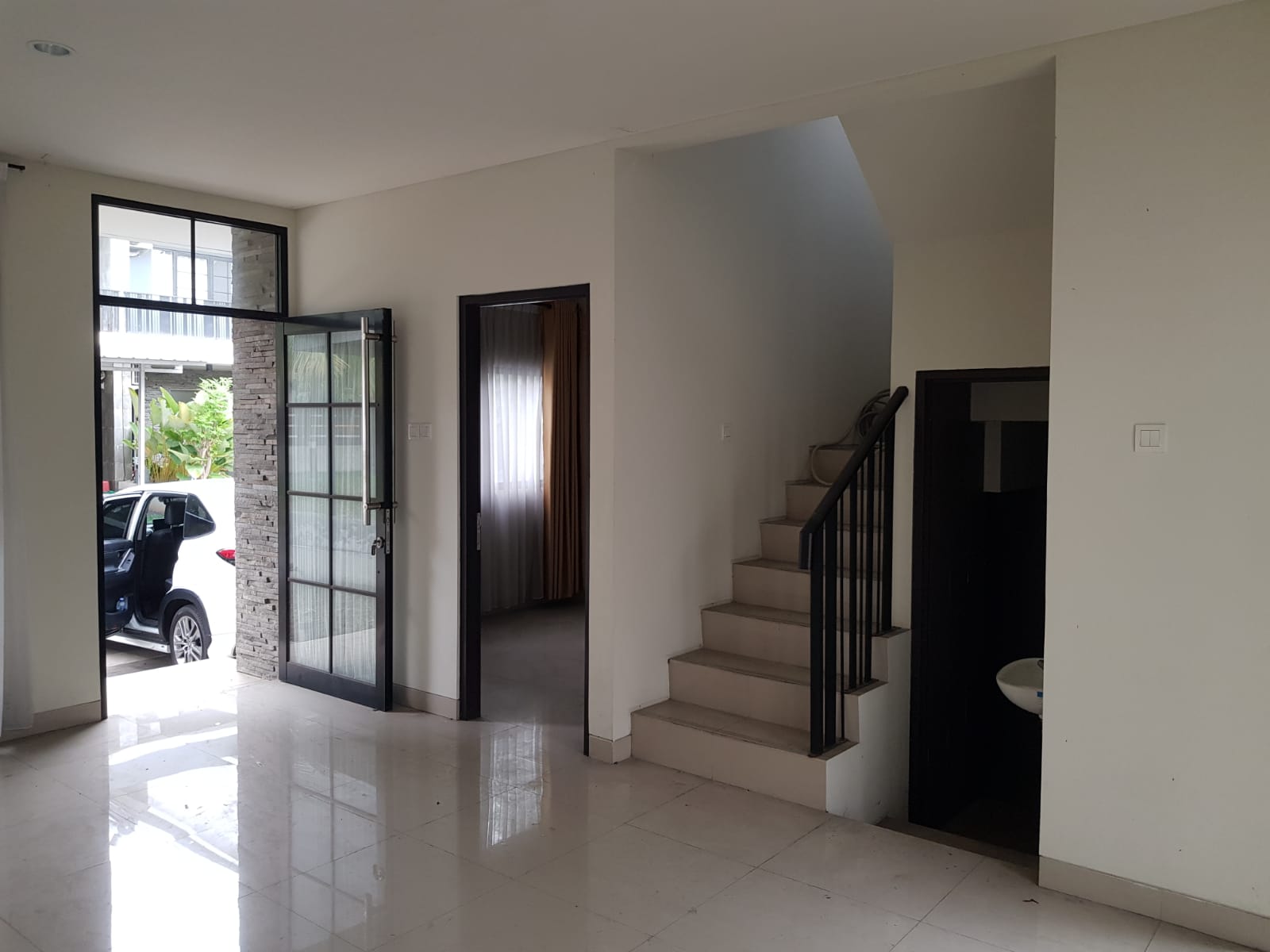 Rumah Dijual di Cluster Cosmo Lippo Cikarang